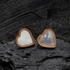 Amorance Earrings