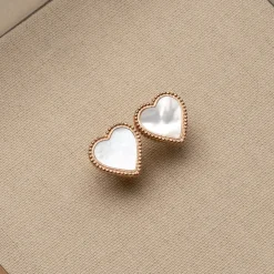 Amorance Earrings