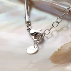 Amorance Necklace