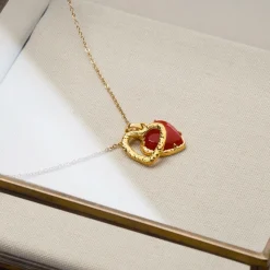 Amorance Necklace