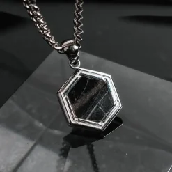 Axis Necklace