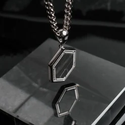 Axis Necklace