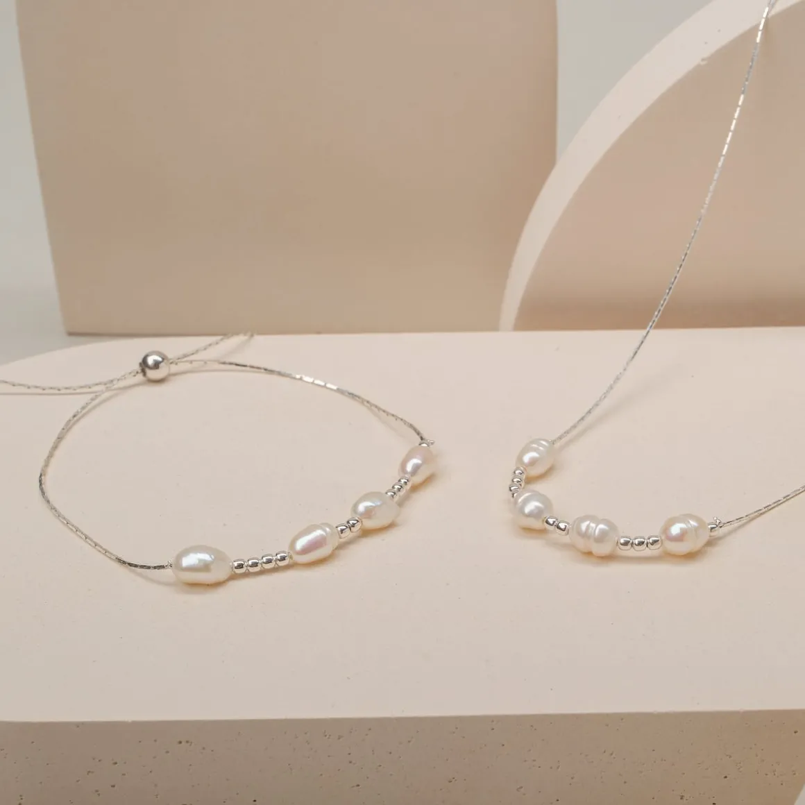 Braverycall Necklace