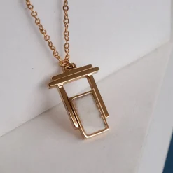 Contour Necklace