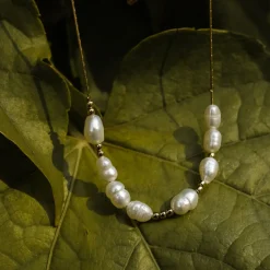 Familytie Necklace