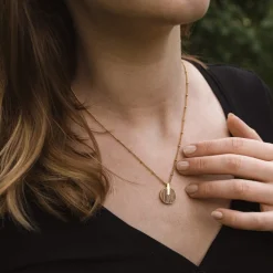 Opacity Necklace
