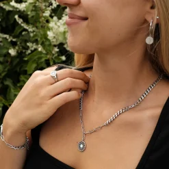 Pixa Necklace