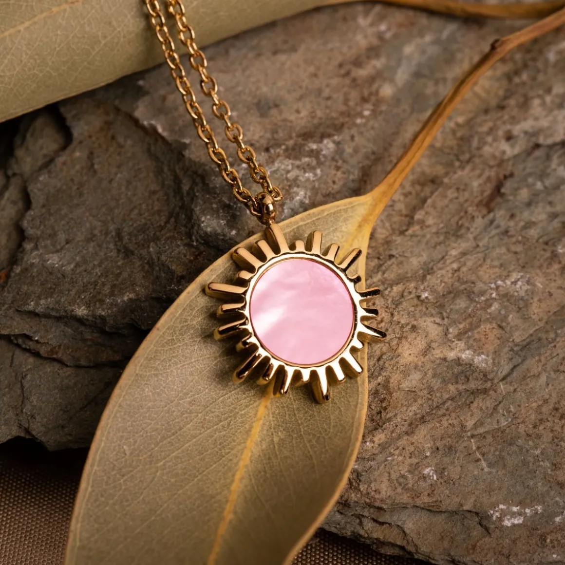 Shade Necklace