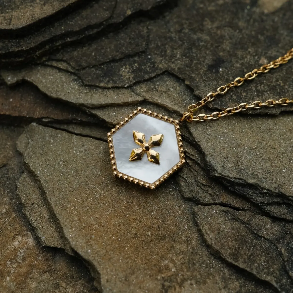 Spectral Necklace