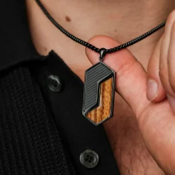 ZIGZAG NECKLACE